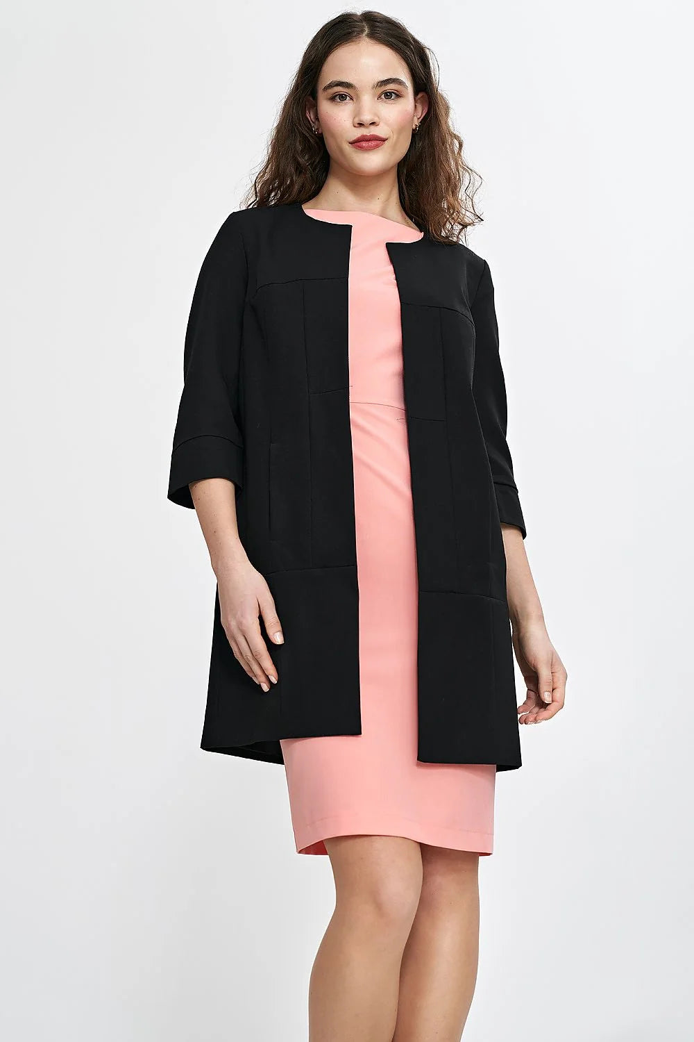 Veste élégante noire pour femme, coupe droite, manches 3/4, sans fermeture, occasion formelle ou Casual