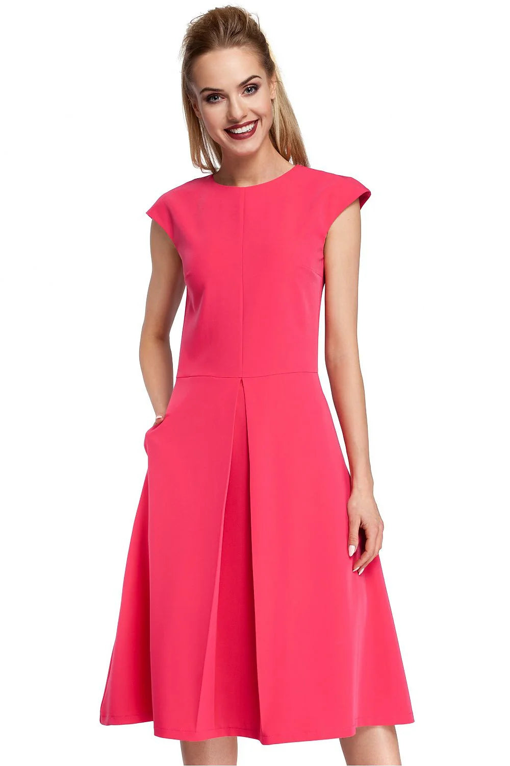 Robe élégante en polyester bleu foncé style classique chic pour femme moderne et sophistiquée