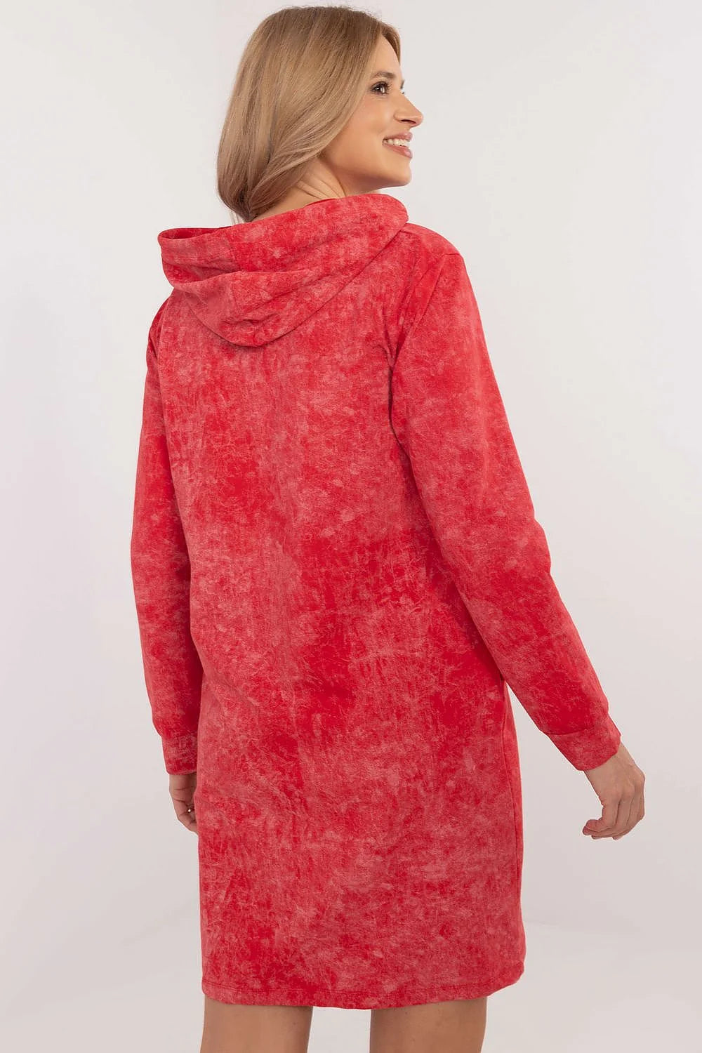 Robe de style décontracté moderne à capuche en coton élasthanne rouge délavé manches longues poches latérales finitions soignées femme