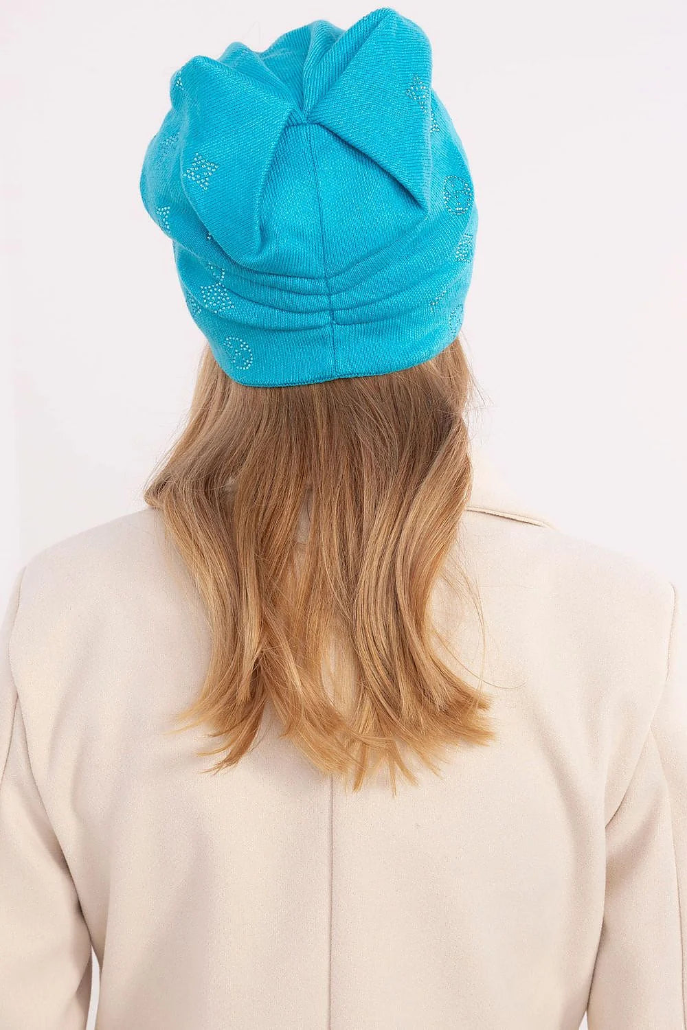 Bonnet d'hiver féminin chaud style beanie en cachemire acrylique 50% coton 30% jais bleu vif motifs géométriques
