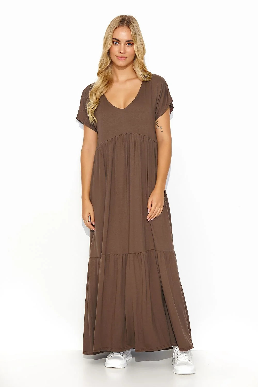 robe longue maxi marron Makadamia fluide légère jersey bohème ample empire froncée col V manches courtes volants ruches