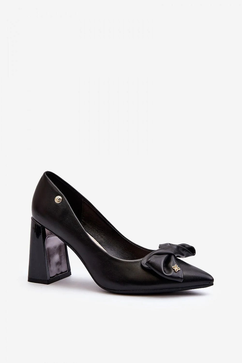 escarpins femme cuir noir bout pointu talon bloc moyen verni nœud décoratif métal doré bracelet cheville papillon rétro chic