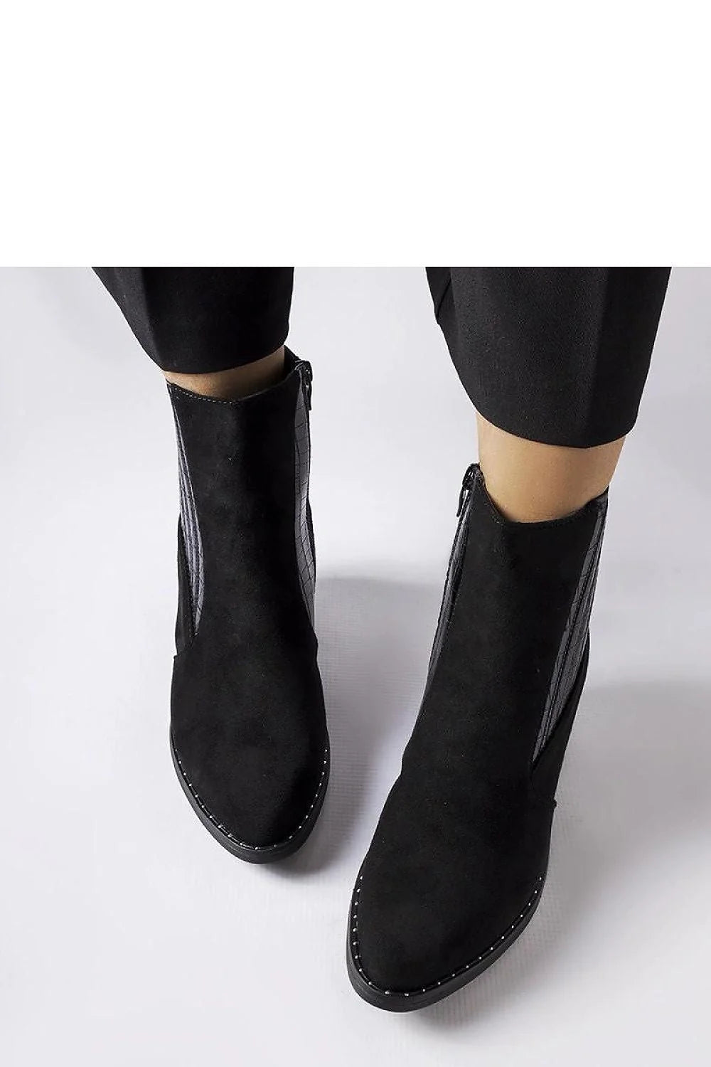 Bottines à talon carré en suédine noire, fermeture éclair latérale, tailleur cheville, élégance intemporelle, soirée et travail