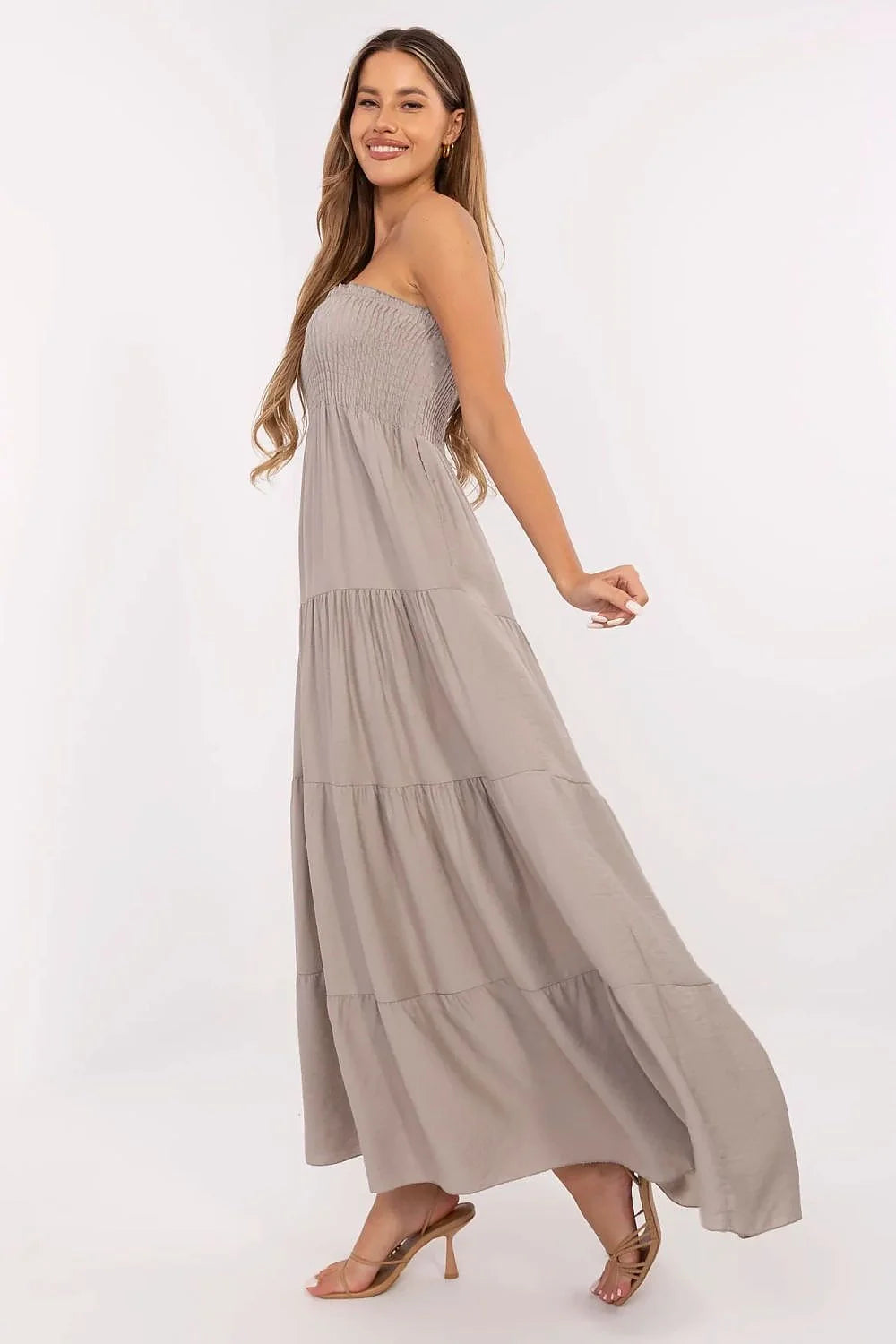 Robe d'été élégante sans manches bustier smocké taupe viscose lin femme