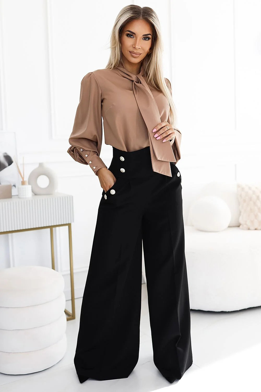 Costume élégant femme chemise col montant pantalon palazzo Numoco noir beige marron occasion formelle