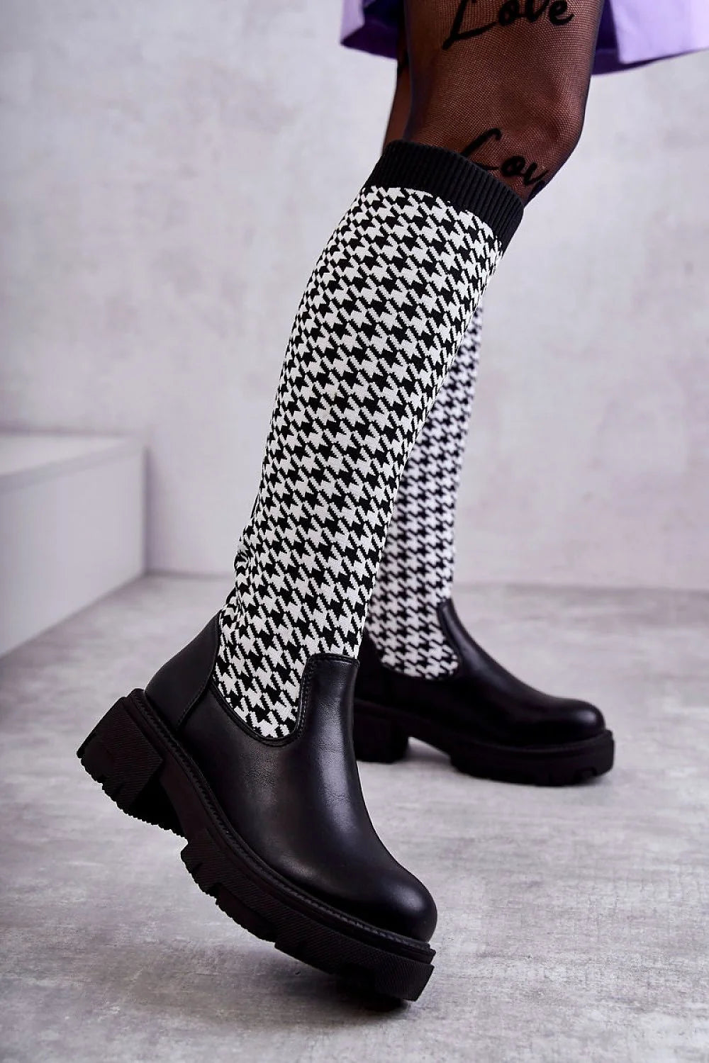 Bottes cuissardes audacieuses tricot motif pied-de-poule noir blanc tige haute simili-cuir plateforme talon chunky femmes mode urbaine