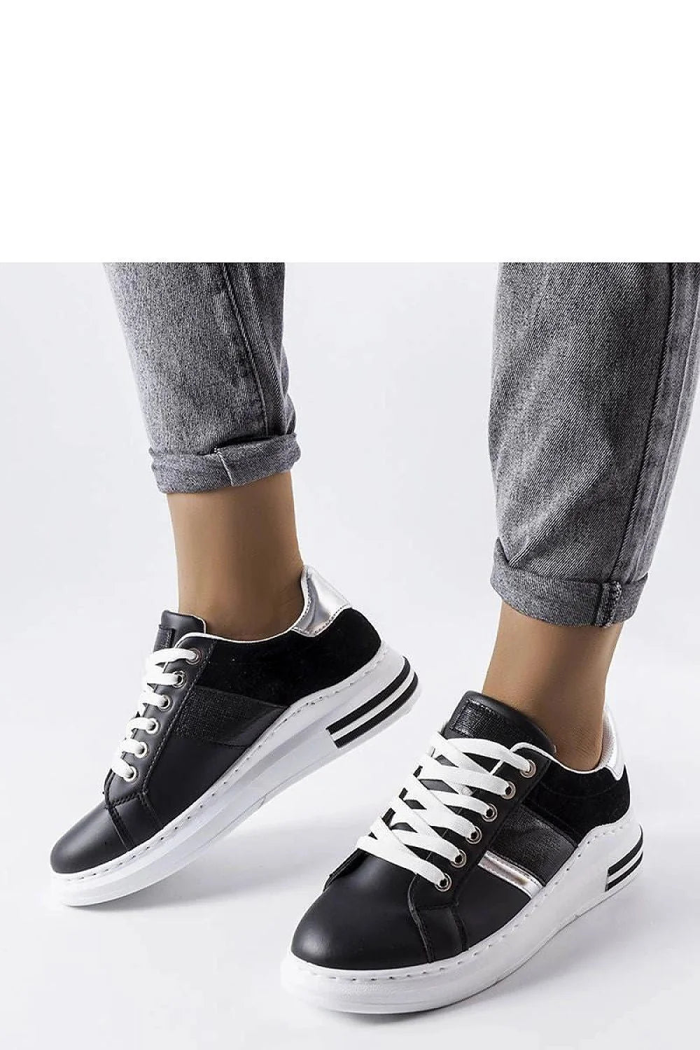 Baskets Solea chaussures de sport femmes moderne élégante coupe basse matelassé noir argenté cuir similicuir