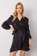 Robe de soirée élégante noire manches longues style portefeuille volants satiné ceinture ajustable femme