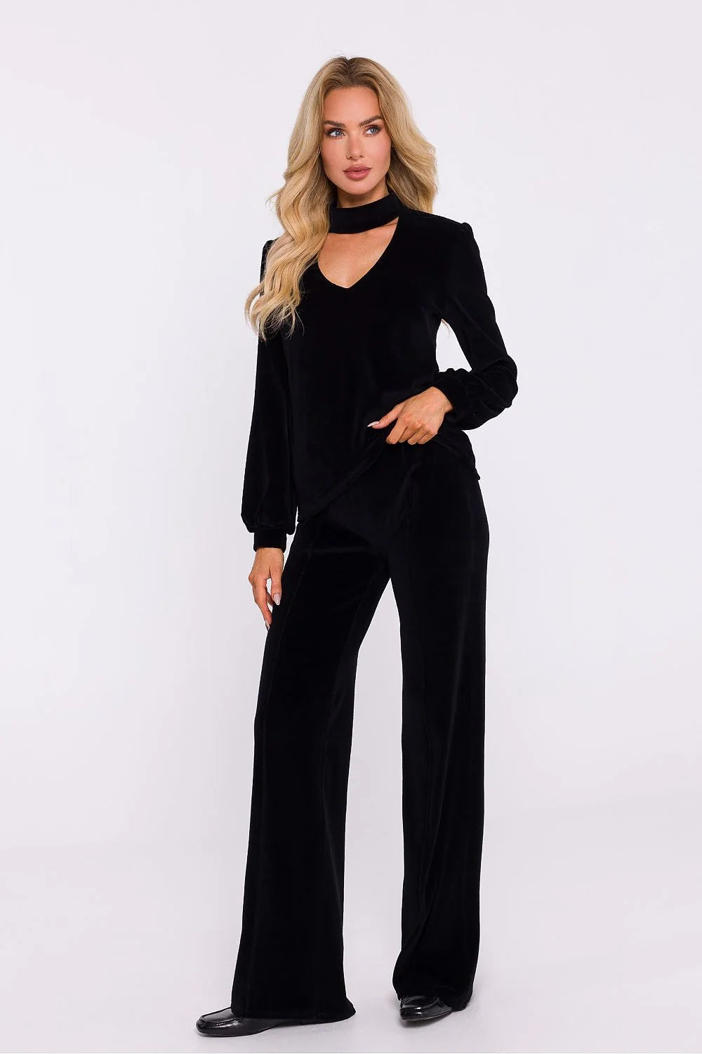 Chemisier élégant en velours maille longues manches larges col ouvert licou noir femmes occasion soirée