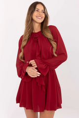 robe courte bordeaux chiffon manches longues bouffantes encolure ronde noeud fleur décoratif taille élastique jupe évasée volants poignets doublure légère