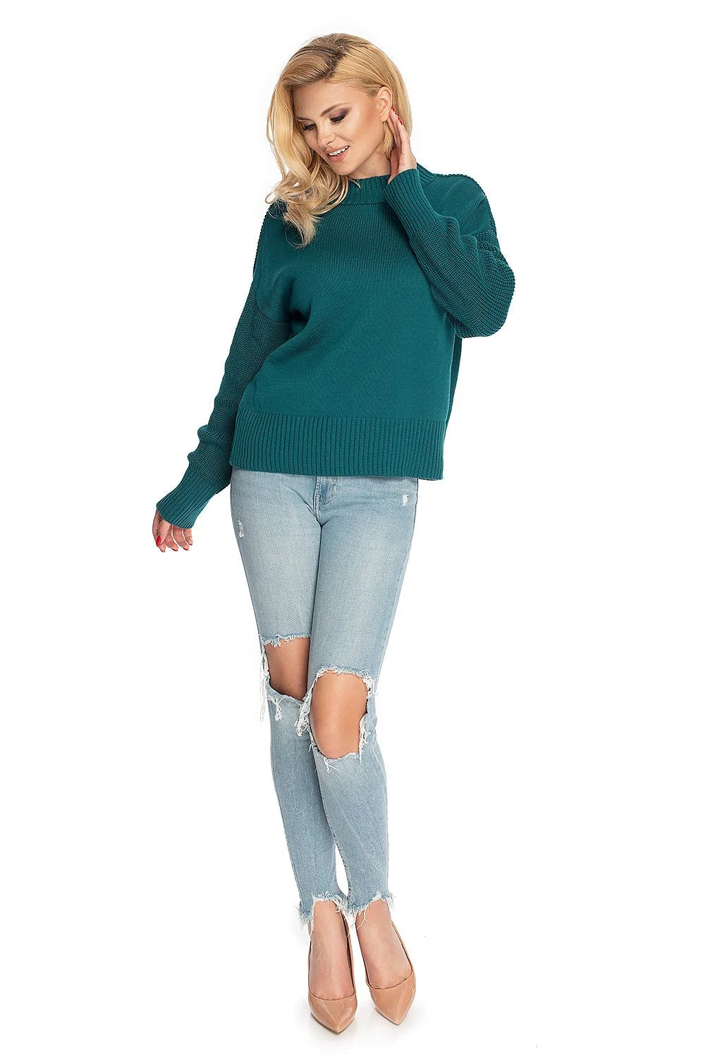 pull ample féminin blanc acrylique coton col montant manches longues bordcotes épaules tombantes coupe droite courte oversize doux maille fine