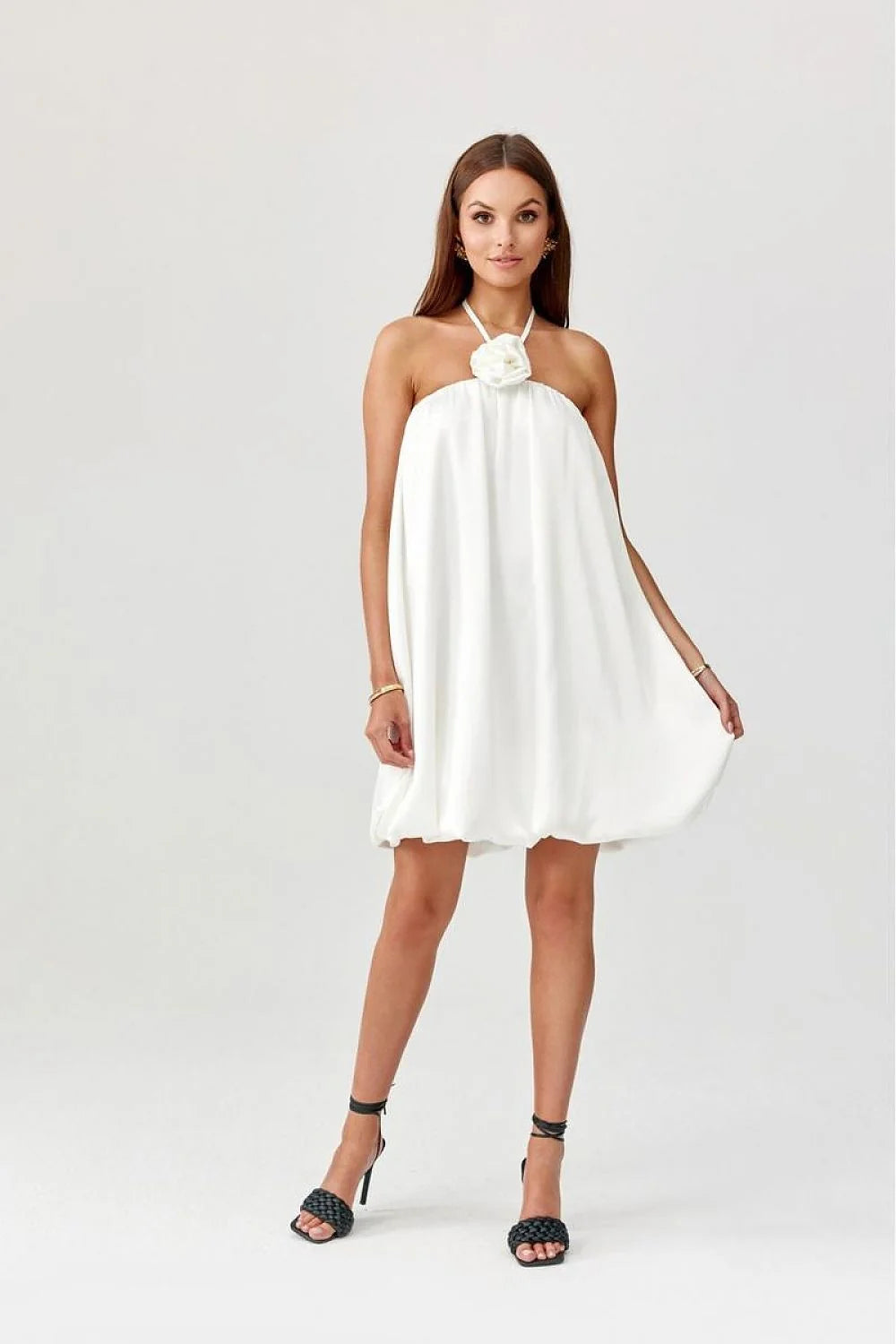 Robe de cocktail élégante sans manches style trapèze décolleté en V rose satinée pour femme