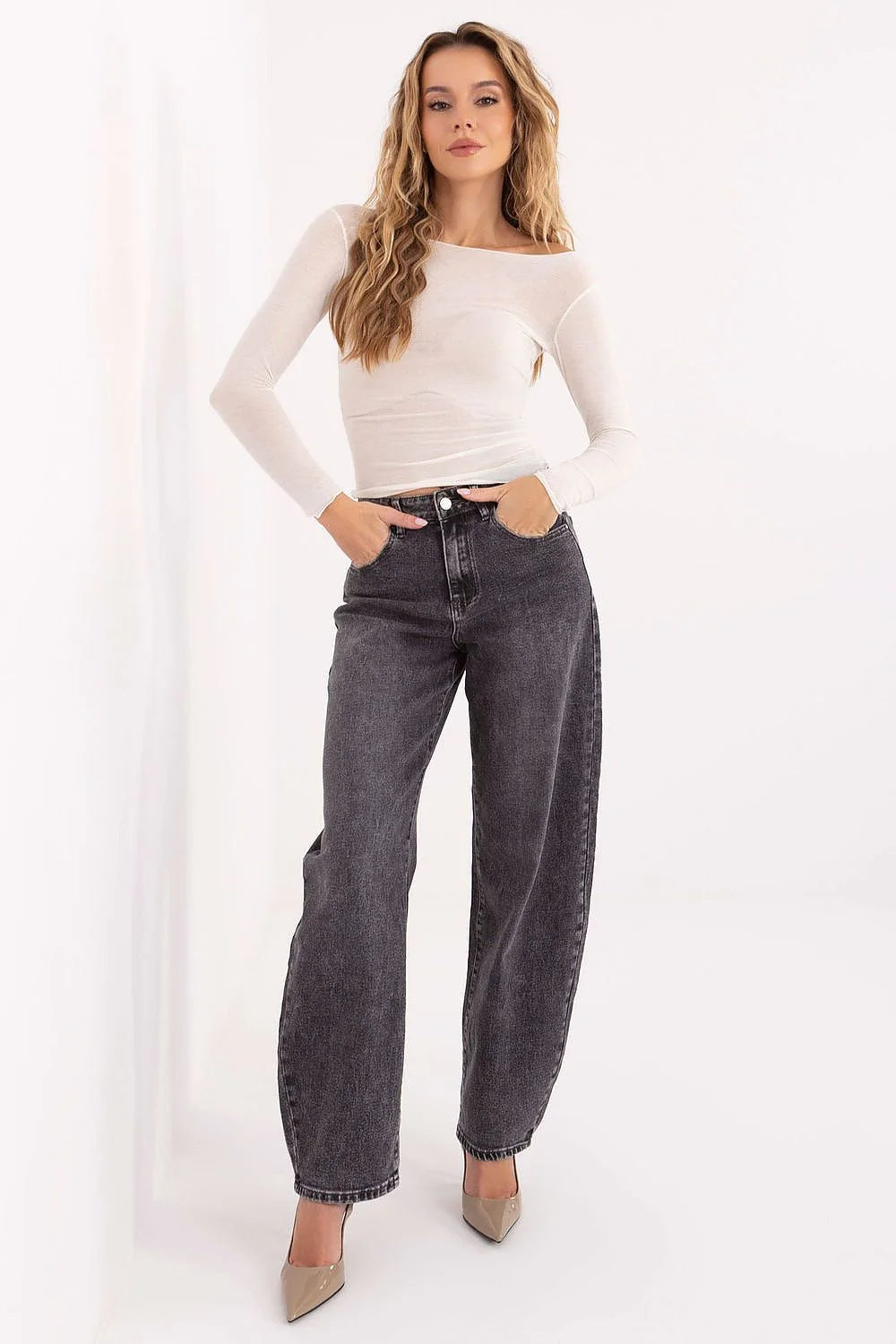 chemisier femme manches longues ajusté coupe courte col bateau épaules dénudées écru semitransparent jersey extensible cachemire viscose nylon élasthanne confortable