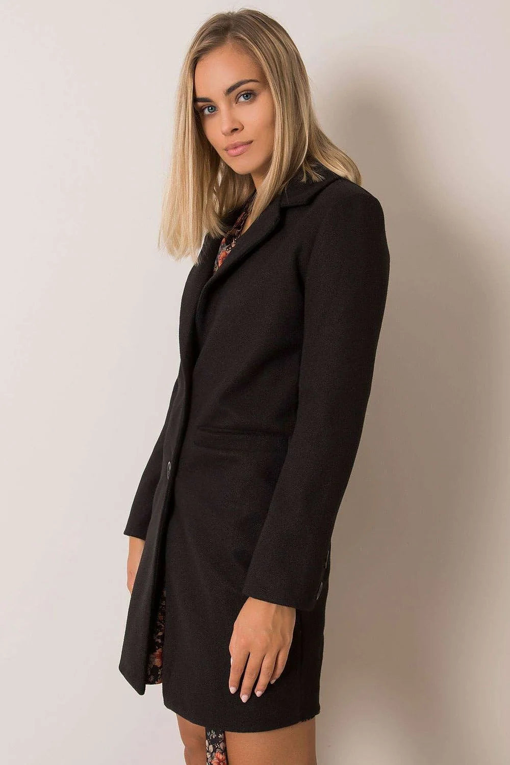 Manteau Och Bella élégant pour femme coupe droite col à revers noir matière dense manches longues poches latérales