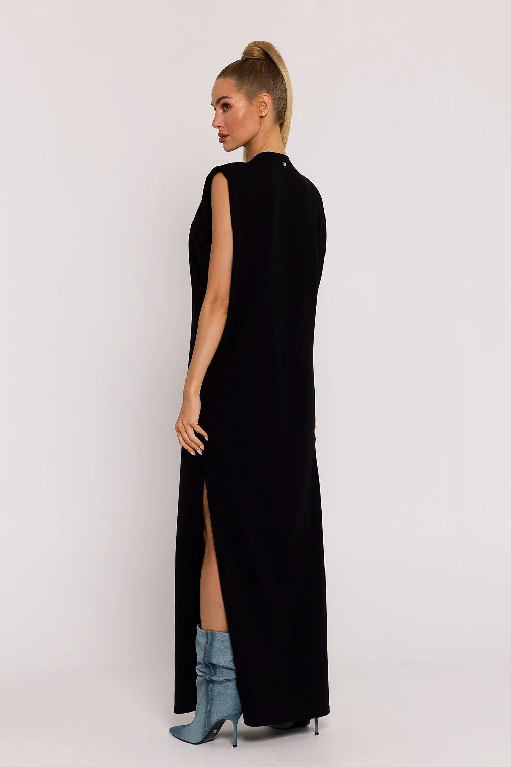 Robe longue pour femme sans manches en maille noire coupe droite fente latérale haute confection polonaise robe de jour élégante et confortable