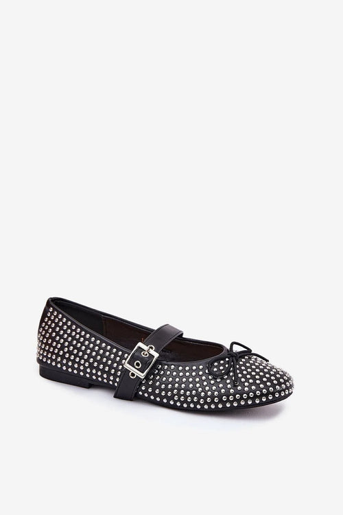 ballerines plates cuir écologique noire clous métalliques argentés bout rond noeud décoratif bride réglable boucle argentée semelle plate confortable élégante
