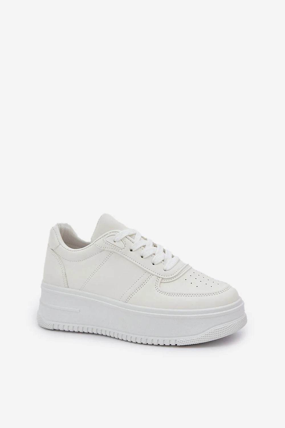 Chaussures de sport pour femmes design moderne minimaliste couleur blanche cuir synthétique semelle épaisse perforations confortable col rembourré insole amortie style urbain quotidien décontracté