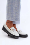 Mocassins pour femmes cuir blanc semelle noire chaîne dorée plateforme confort design moderne elegance