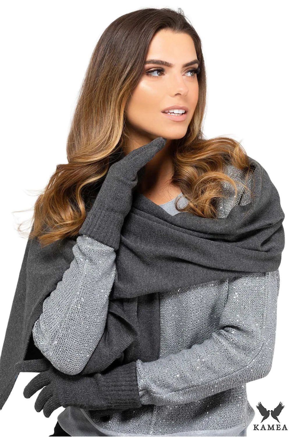 Châle Kamea en viscose soyeuse, gris foncé, style élégant, pour femmes, accessoire hiver, confortable et chaleureux