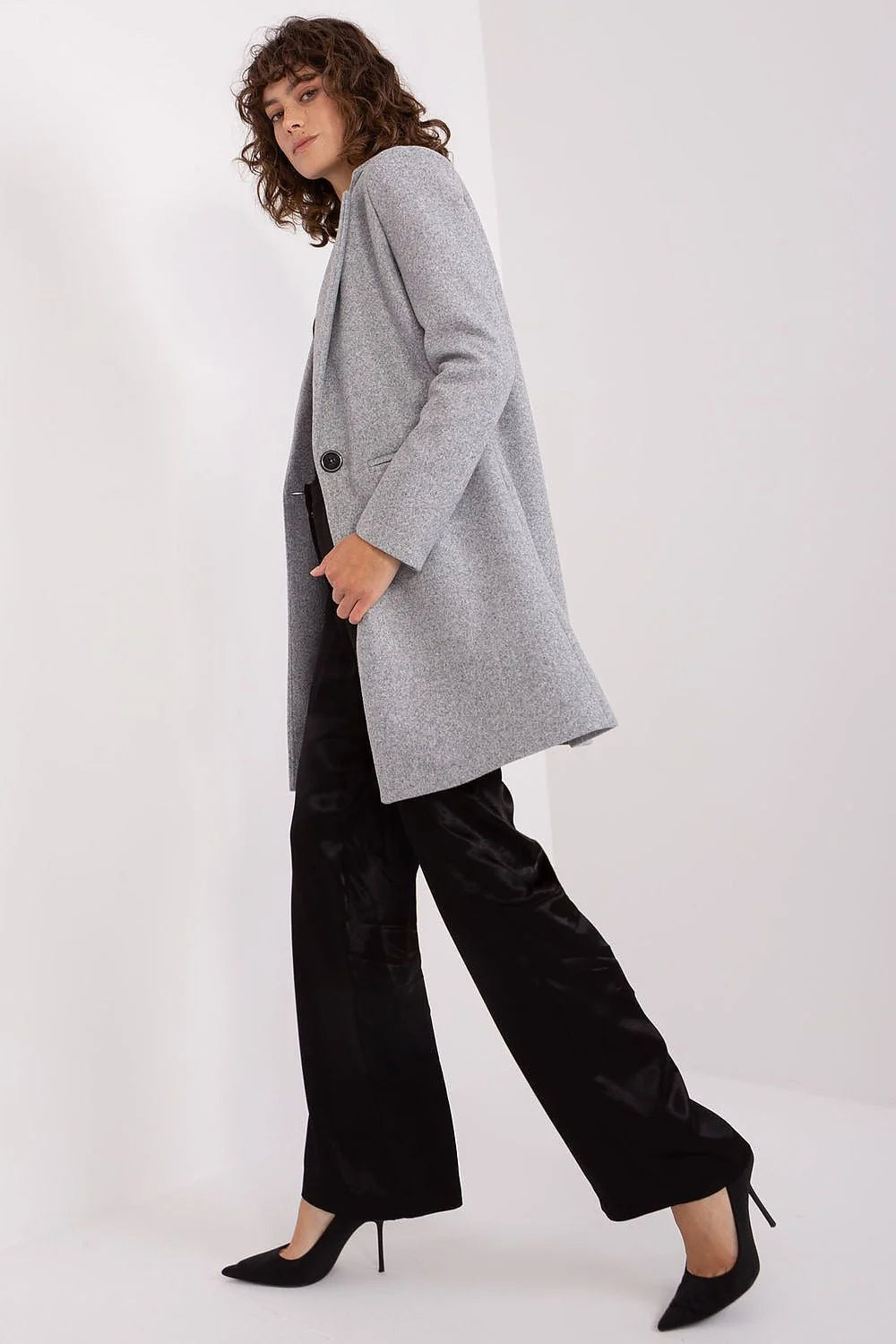 Manteau Och Bella élégant pour femme, coupe droite, col à revers, polyester doux, poches latérales, style versatile, saisonnalité multiple