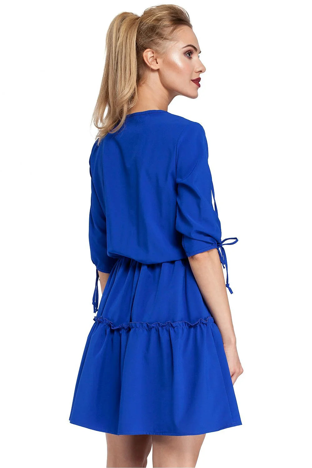 Robe évasée en tissu léger bleu marine chic et décontracté pour femmes modernes et élégantes