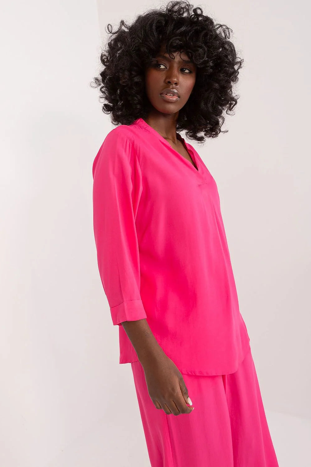 Chemisier Sublevel pour femme, blouse ample en viscose, manches 3/4, couleur rose vif, coupe moderne et élégante