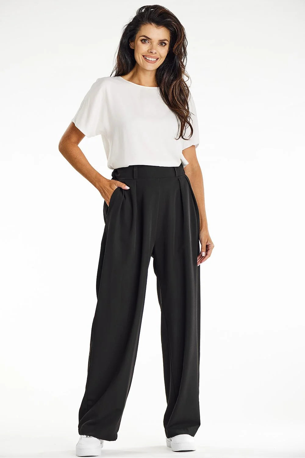Tenue femme deux pièces chic casual top blanc pantalon noir large taille haute élastique poches latérales polyester femmes