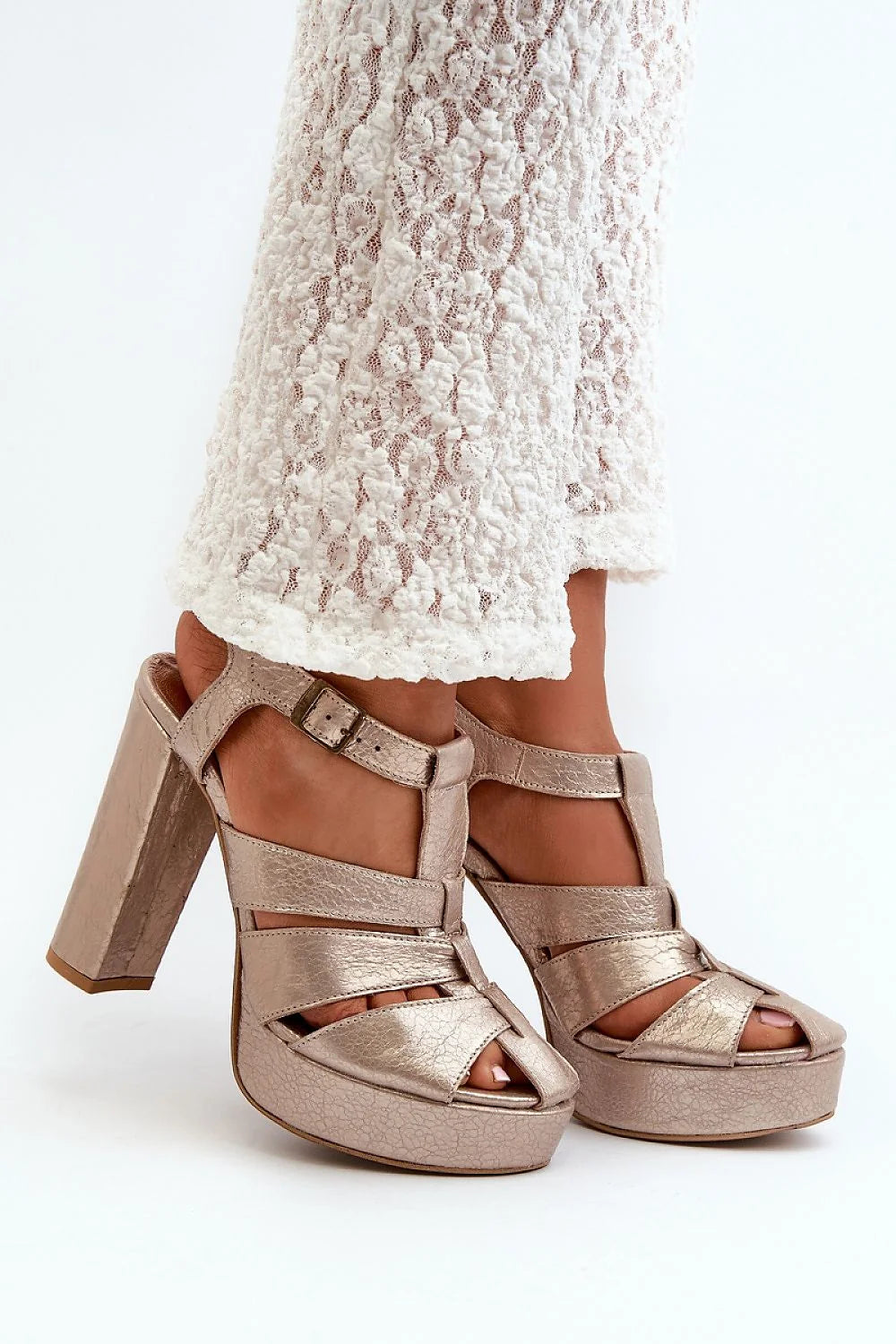 Sandales à talons Step in style en cuir naturel doré plateau补偿高跟鞋 ajustables pour femmes élégance moderne occasion spéciale