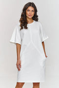 Robe de jour Makadamia moderne épurée manches courtes blanc pur genou taille ajustable jersey coton femme