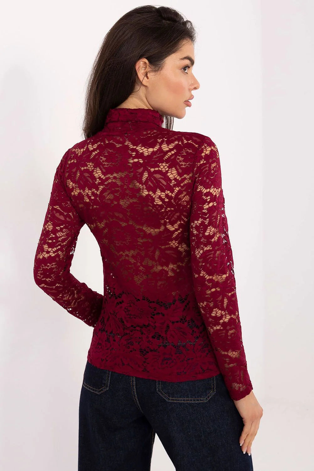 blouse dentelle ajustée manches longues col roulé chic élégante soirée cérémonie confort stretch polyester viscose élasthanne