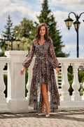 robe asymétrique longue imprimé animal zèbre léopard mousseline beige marron noir Vdécolleté manches bouffantes semitransparentes taille cintrée ceinturée doublée traîne