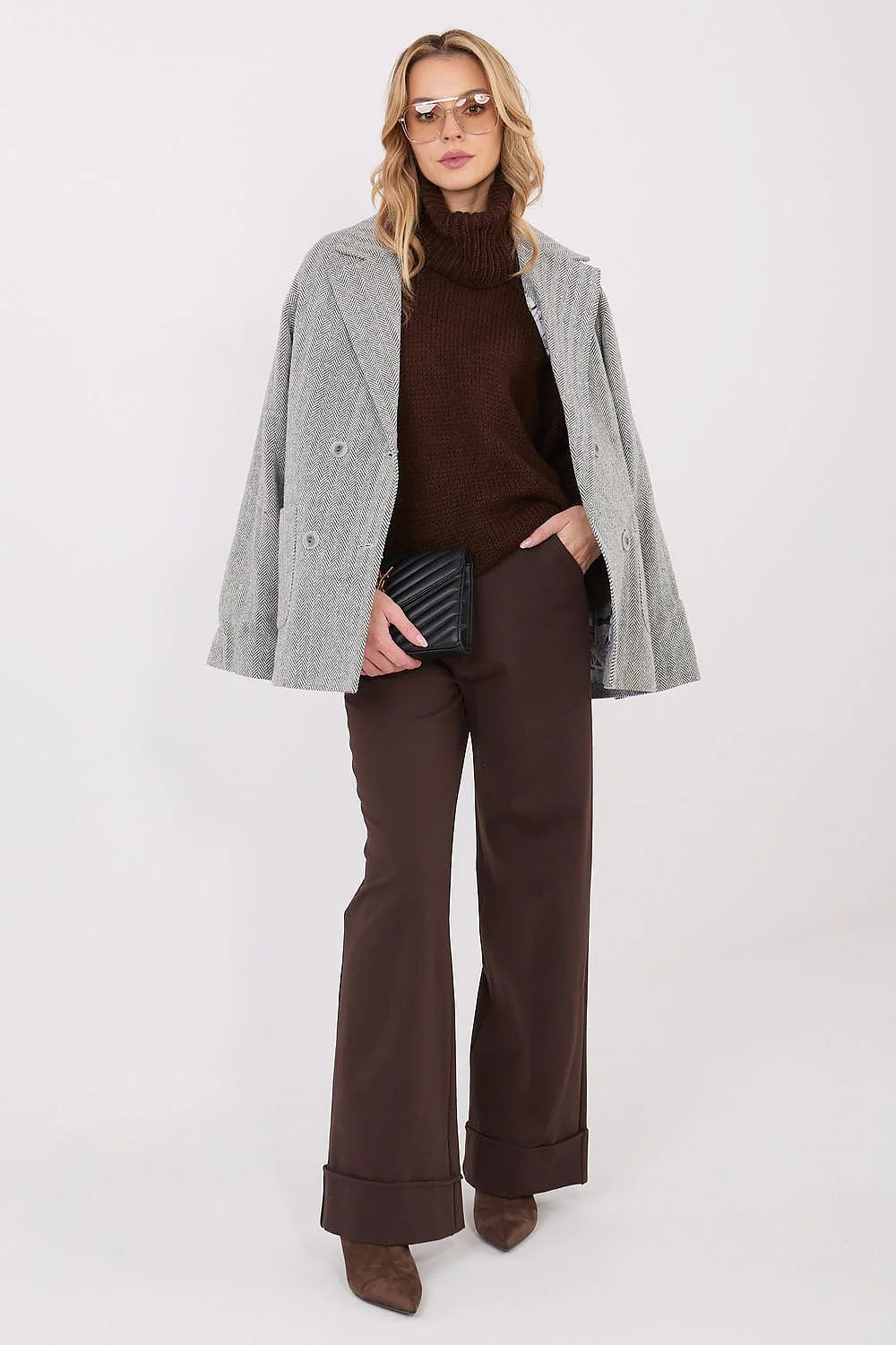 pull femme col roulé oversize chocolat maille épaisse mohair acrylique nylon mélange doux moelleux manches ballon bords côtes