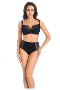 Ensemble de lingerie féminine chic noire soutien-gorge balconnet dentelle floral culotte taille haute matière douce confort femme
