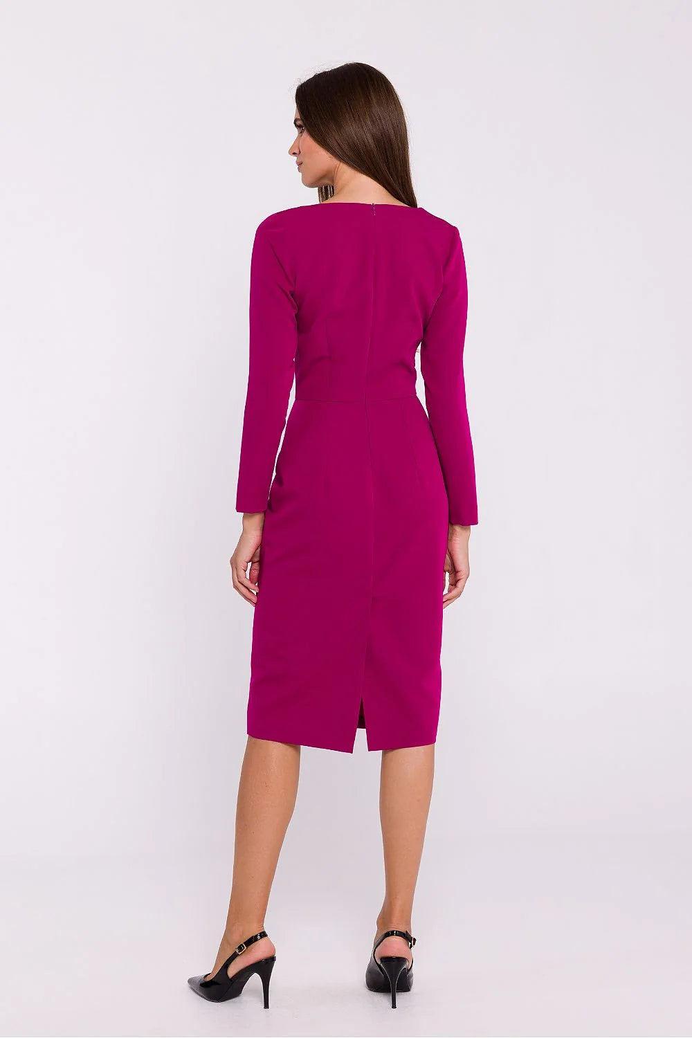 Robe de jour élégante fuchsia manches longues encolure asymétrique coupe crayon longueur midi fente dos femmes