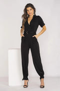 Combinaison élégante pour femme noire style moderne manches courtes taille ajustable poches latérales jambes longues fabrication en Pologne matière confortable