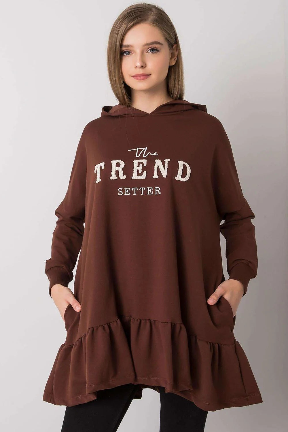 Sweat à capuche oversize coton blanc confortable tendance manches longues pour style décontracté féminin chic