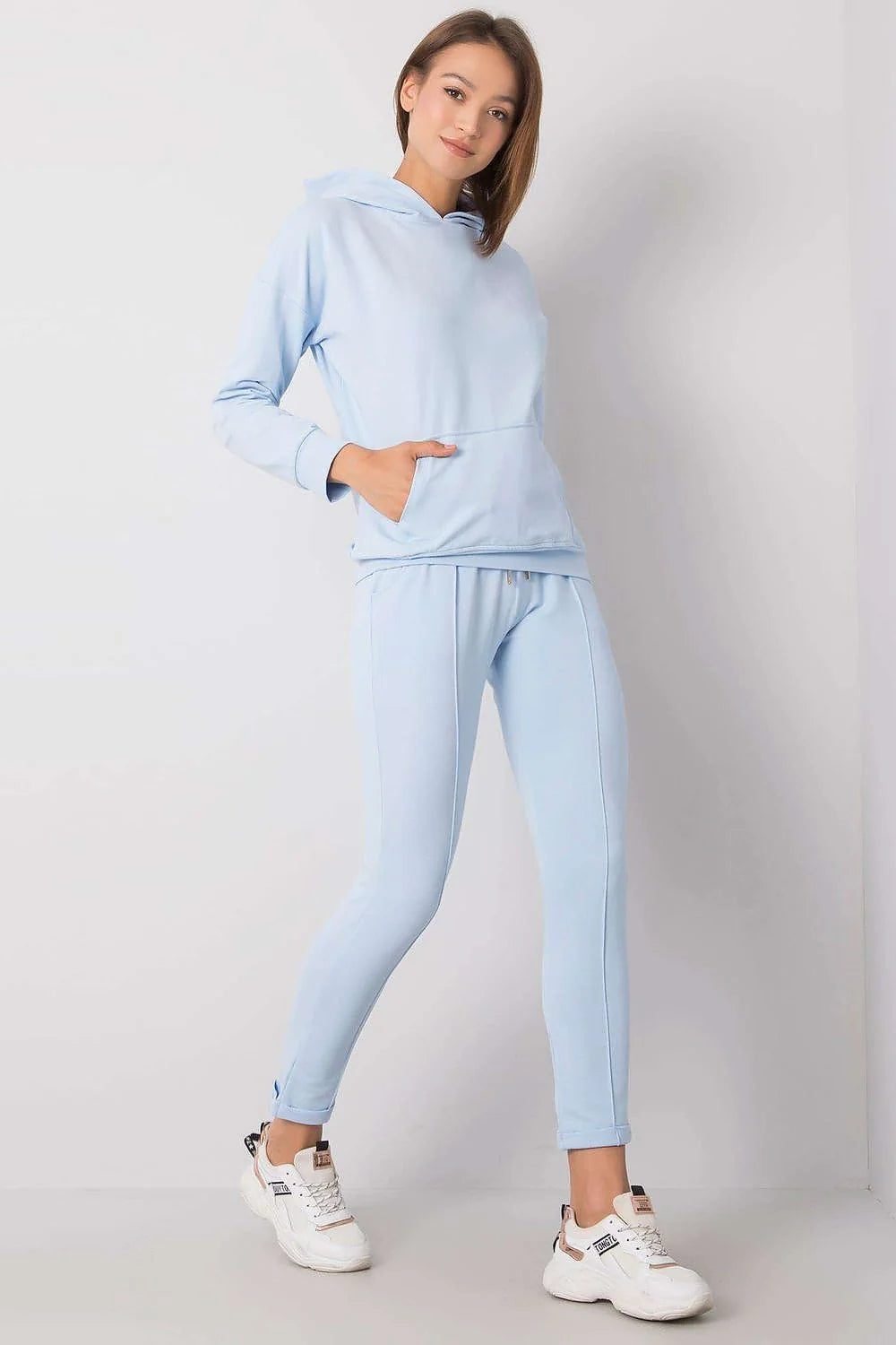 Ensemble sportswear pour femme en coton bleu pastel sweat-shirt hoodé pantalon jogger coupe ajustée
