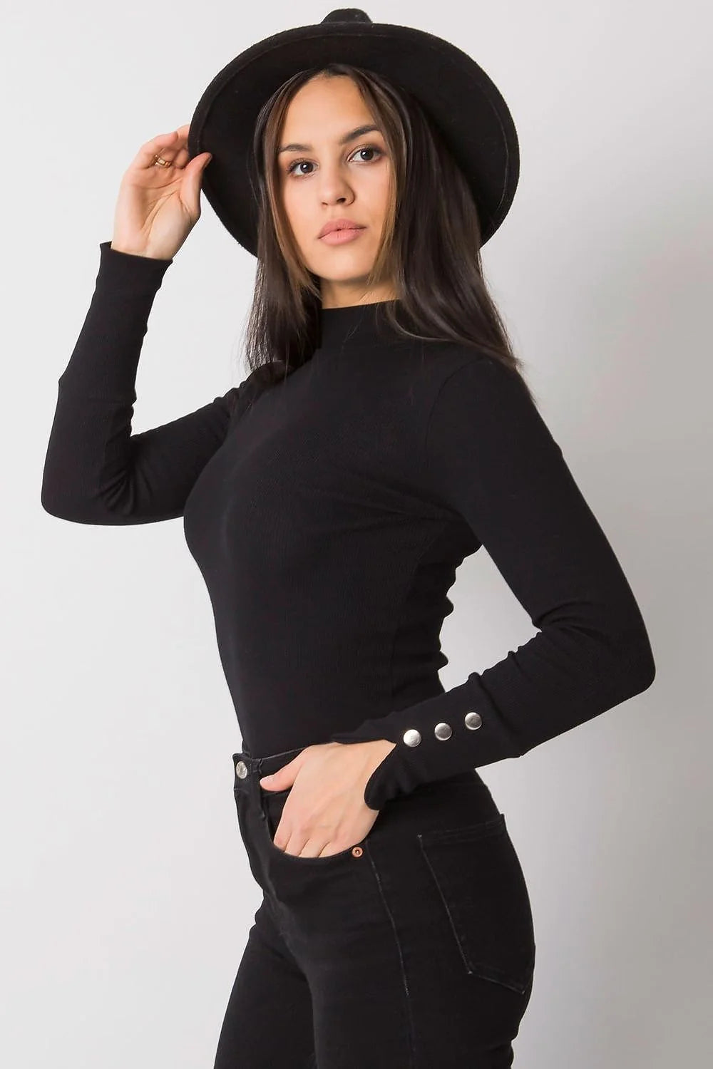 Haut ajusté à manches longues en coton élasthanne noir boutons argentés style casual chic pour femmes