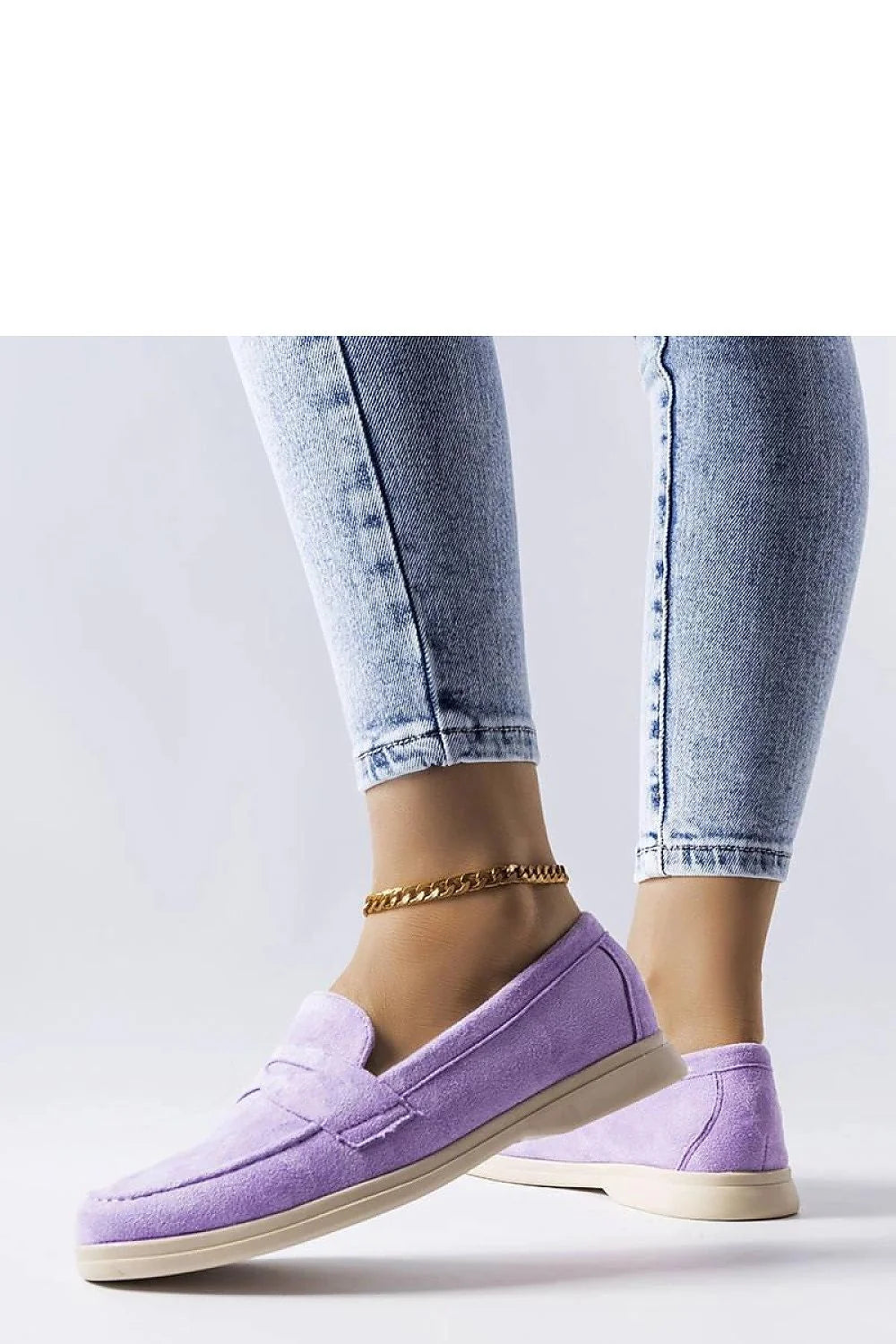 mocassins femme suédine lilas pastel slipon bout arrondi couture visible lanière penny semelle gomme beige plate petit talon rembourrée artisanale