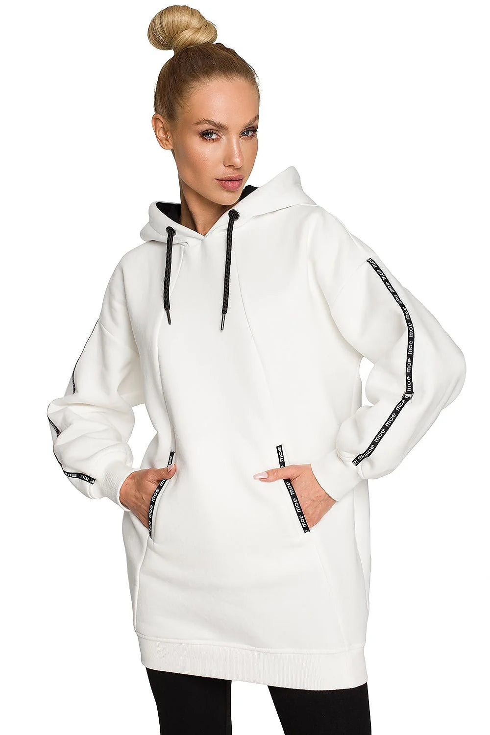 Sweatshirt Moe oversize capuche bleu femme confortable maille douce 90% coton 10% polyester manches larges poches latérales