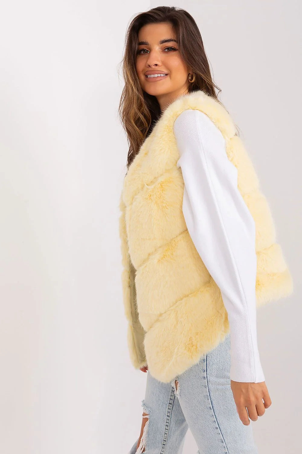 Gilet sans manches en fausse fourrure jaune clair pour femme, style élégant et moderne, coupe droite, chambres de fourrure, doublure intérieure, idéal pour la saison froide