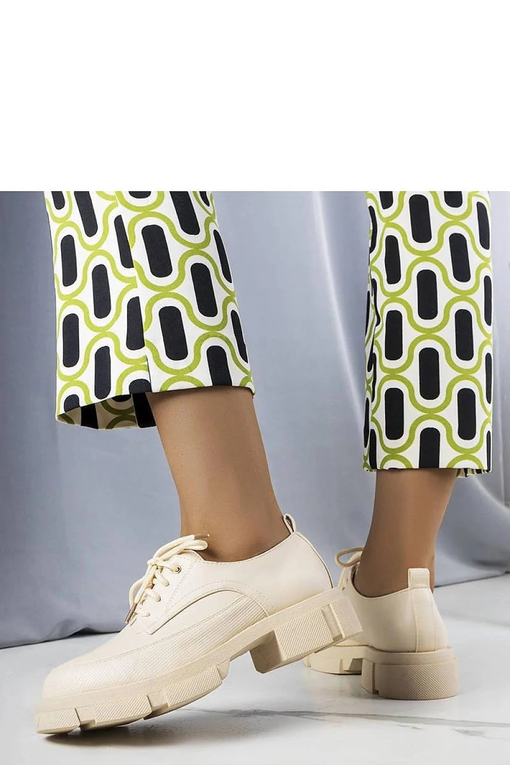 derby femme lacets cuir écologique beige crème chunky urbain semelle plateforme crantée talon bloc bas bout rond antidérapante