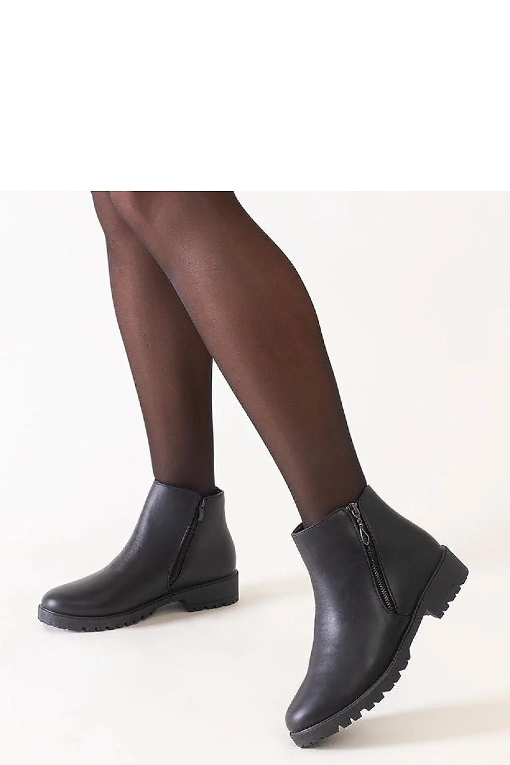 Bottines femmes urbain moderne épuré similicuir noir hauteur cheville fermeture éclair latérale isolation semelle caoutchouc cranté confort polyvalent hiver automne mode