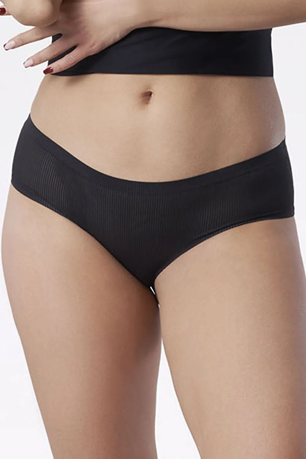 Culottes Julimex Femme en Tissu Côtelé Noir, Coupe Classique Élégante, Confort Optimal, Lingerie Polyvalente