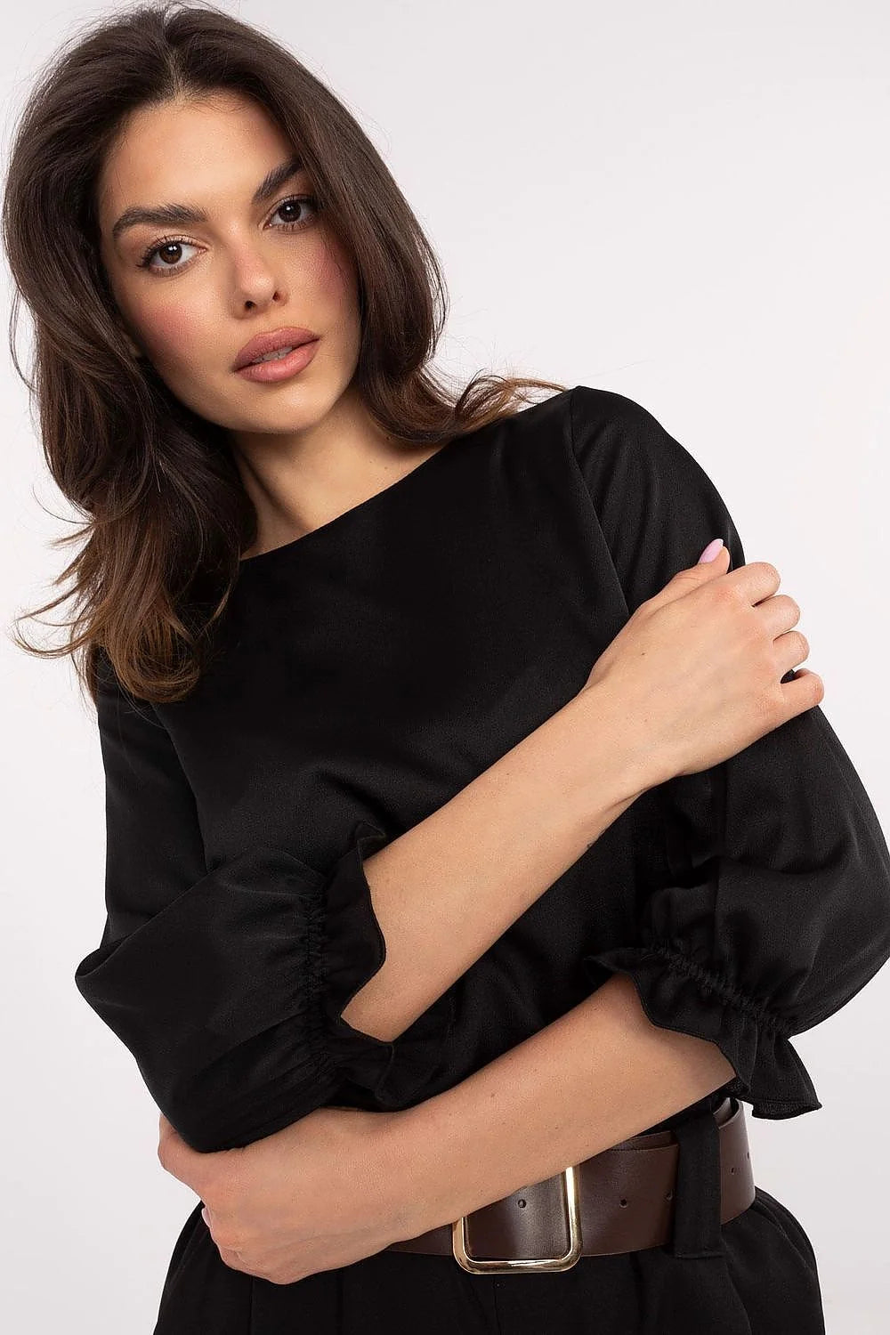 Chemisier Lakerta élégant noir soie satinée manches longues encolure bateau ceinture dorée femmes occasionnels formels