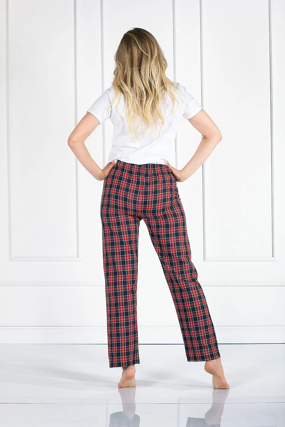 pyjama femme ensemble chemisier pantalon long carreaux rouge noir blanc tartan doux respirant confortable décontracté cosy festif élégant