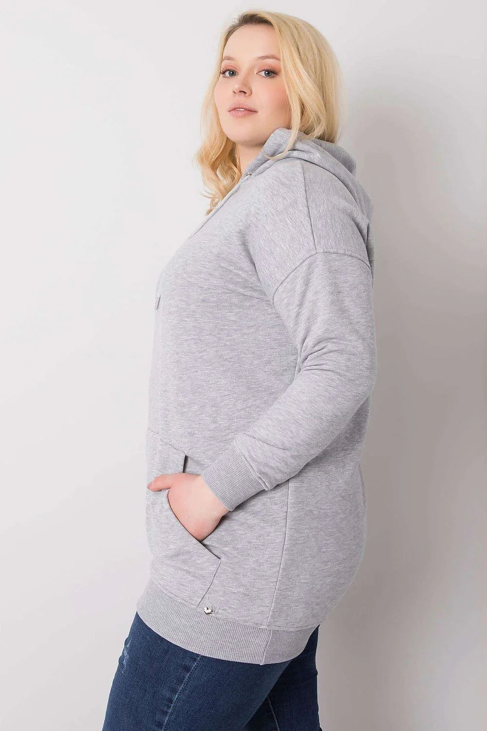Sweatshirt femme ample coton-polyester noir moderne décontracté capuche poches kangourou confort quotidien tendance