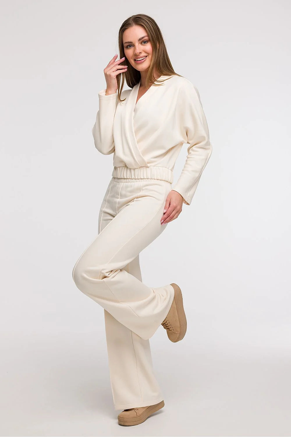 ensemble femme BeWear cachecoeur colv plongeant drapé mancheslongues pantalon ajusté taillehaute elastique couturesverticales maille extensible creme ivoire minimalchic confortable sophistiqué