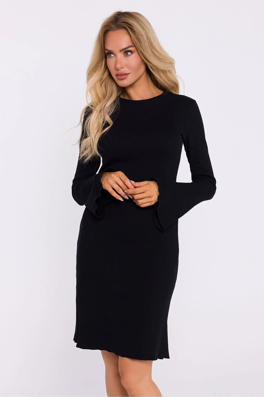 Robe de jour élégante en maille de coton côtelée manches longues taille ajustable couleur noire femme