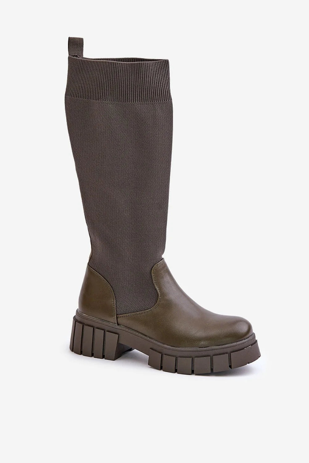 Bottes cuissardes cuir moderne confortables femme couleur olive marron semelle crantée automne hiver chic